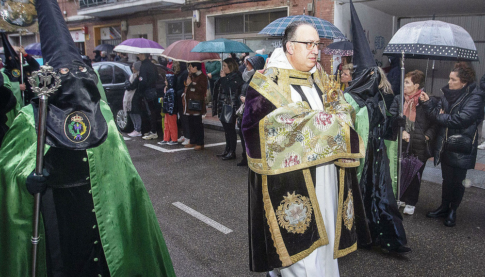 La lluvia suspende la procesión de la Oración en el Huerto
