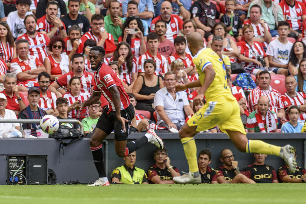 El Athletic se hace fuerte en San Mamés a base de goles