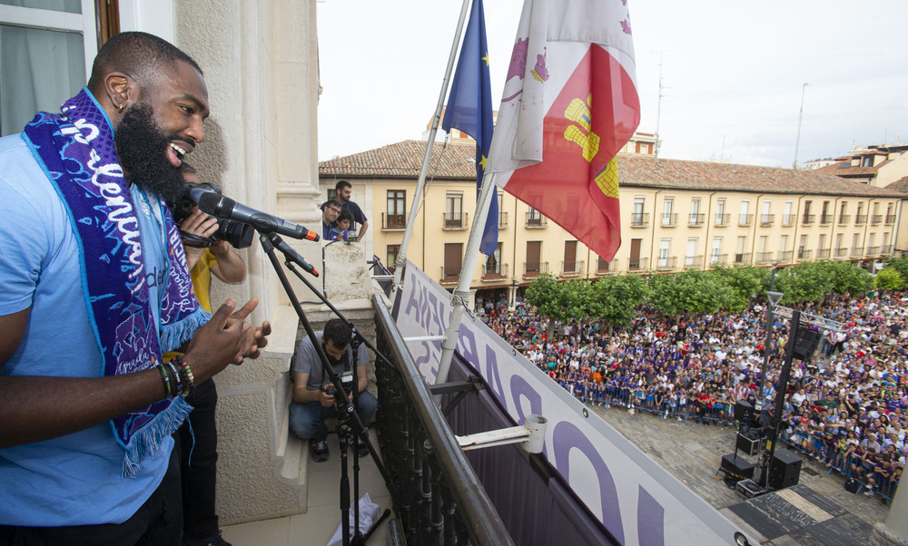 ÓSCAR NAVARRO