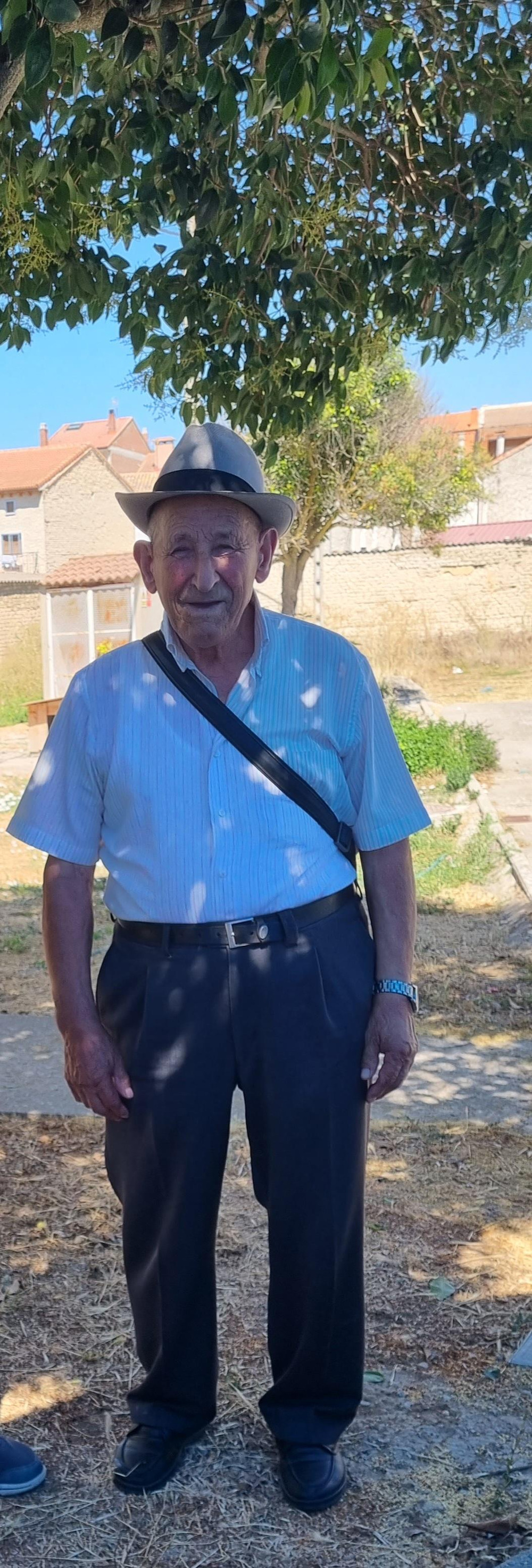 Homenaje viejo pastor cerrateño, que pasa de los 80 años Todas las