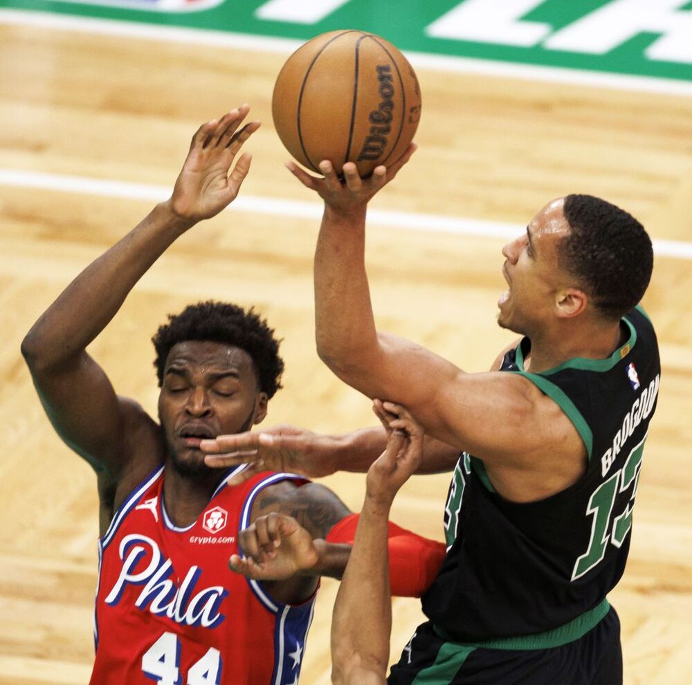 NBA Playoffs - Philadelphia 76ers at Boston Celtics  / CJ GUNTHER