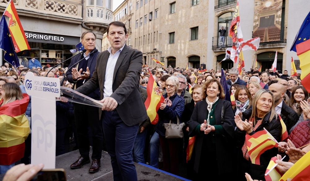  El presidente de la junta, Alfonso Fernández Mañueco en su discurso contra la amnistía del Gobierno.