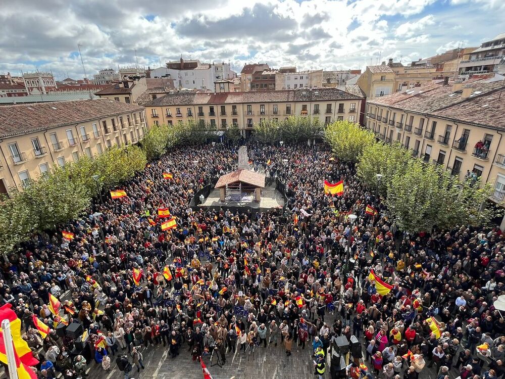 Entre 4.000 y 5.000 personas claman contra la amnistía