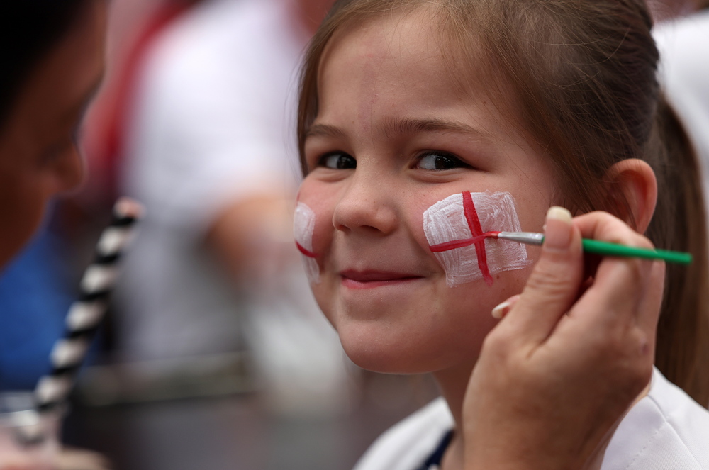 Fans watch the final of the Women's World Cup 2023 in London  / AGENCIAS