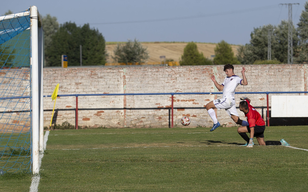 El Palencia CF abre fuego con derrota 