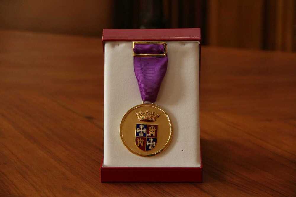 La Policía Nacional recibe hoy la 25a Medalla de Oro