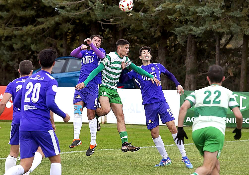 El Becerril sufre la primera derrota de la temporada