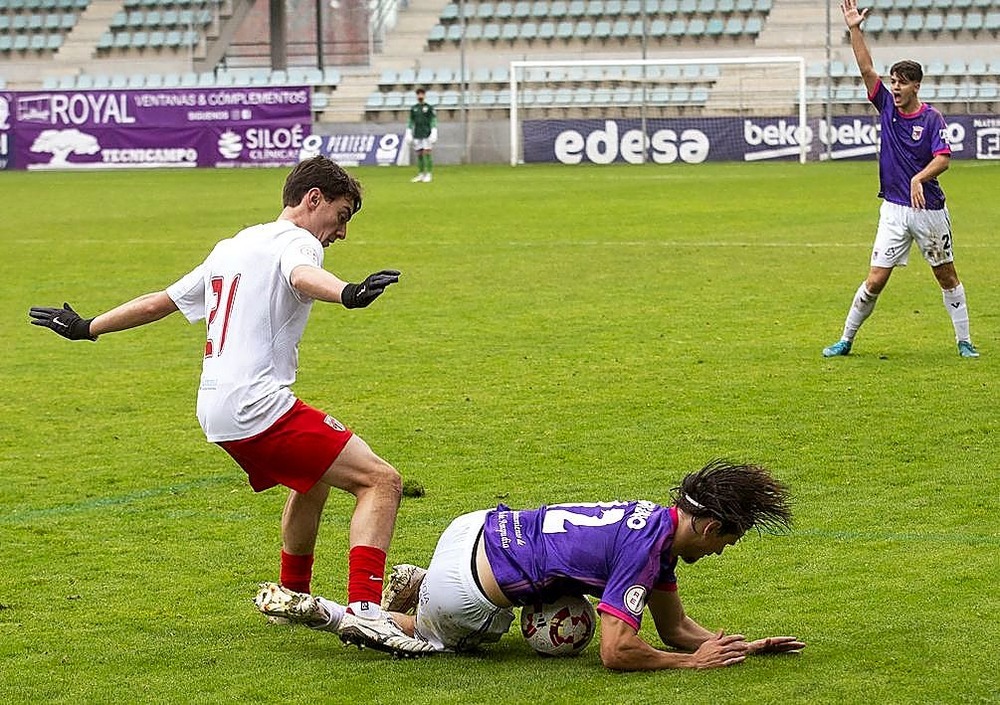 El Palencia CF quiso más, pero no pudo