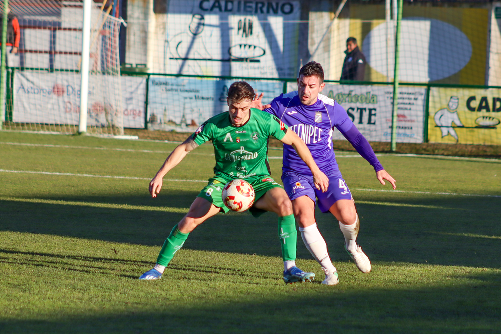 El Becerril aguantó al líder hasta la segunda parte