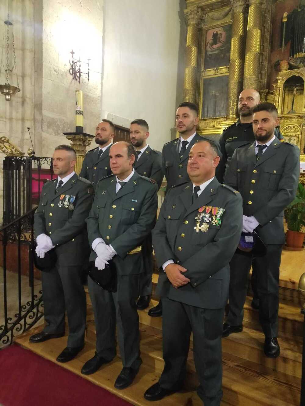 LA GUARDIA CIVIL SE VISTE DE GALA