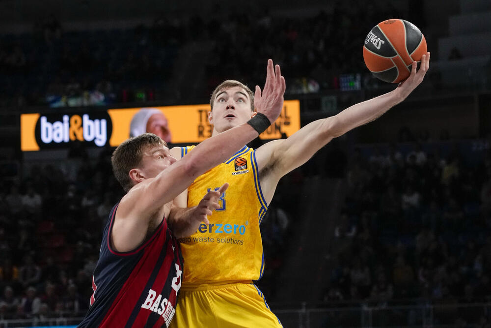 El Baskonia se recompone a costa del colista