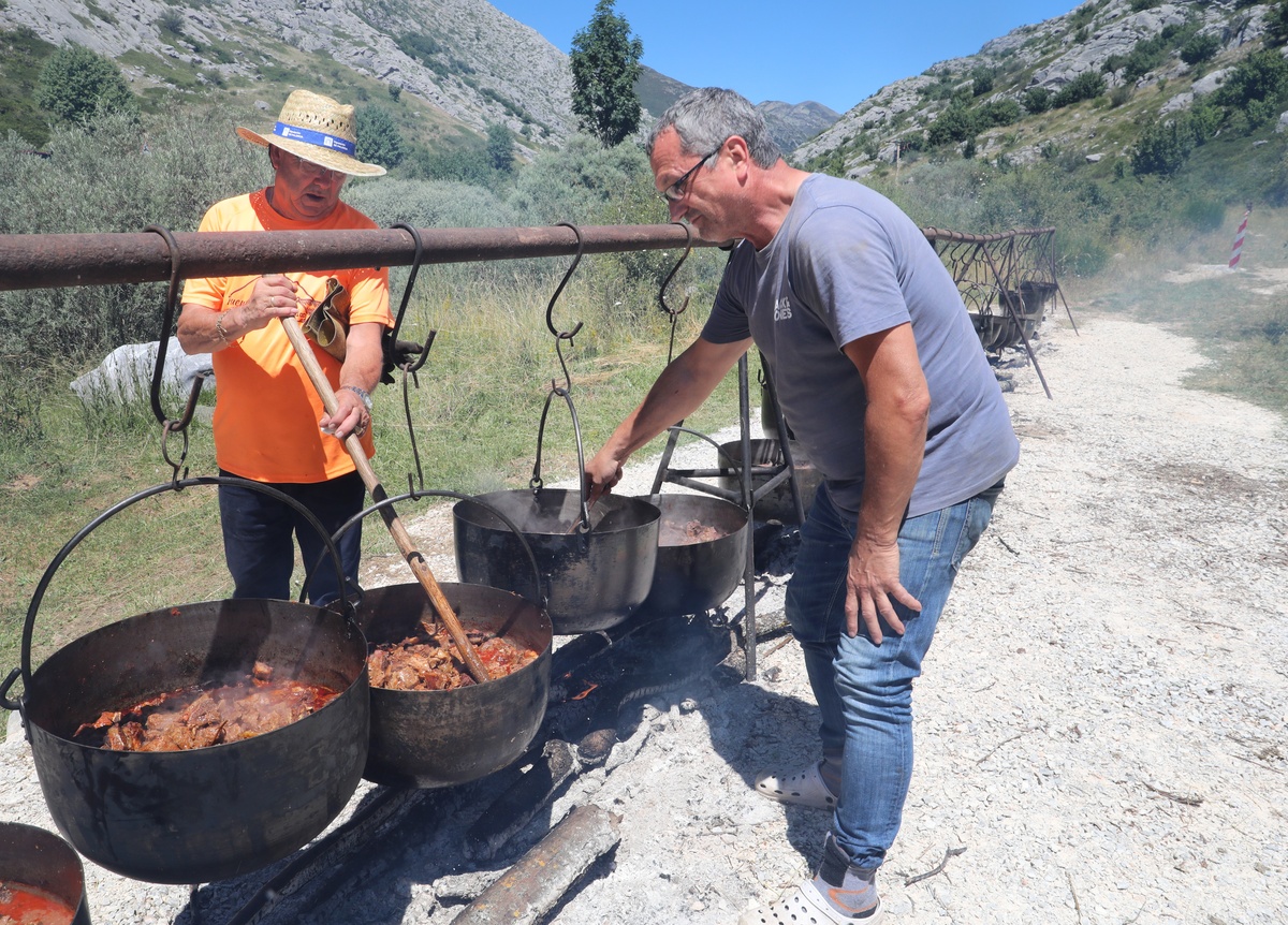 Día de Fuentes Carrionas, Fiesta de la montaña palentina  / BRÁGIMO ICAL