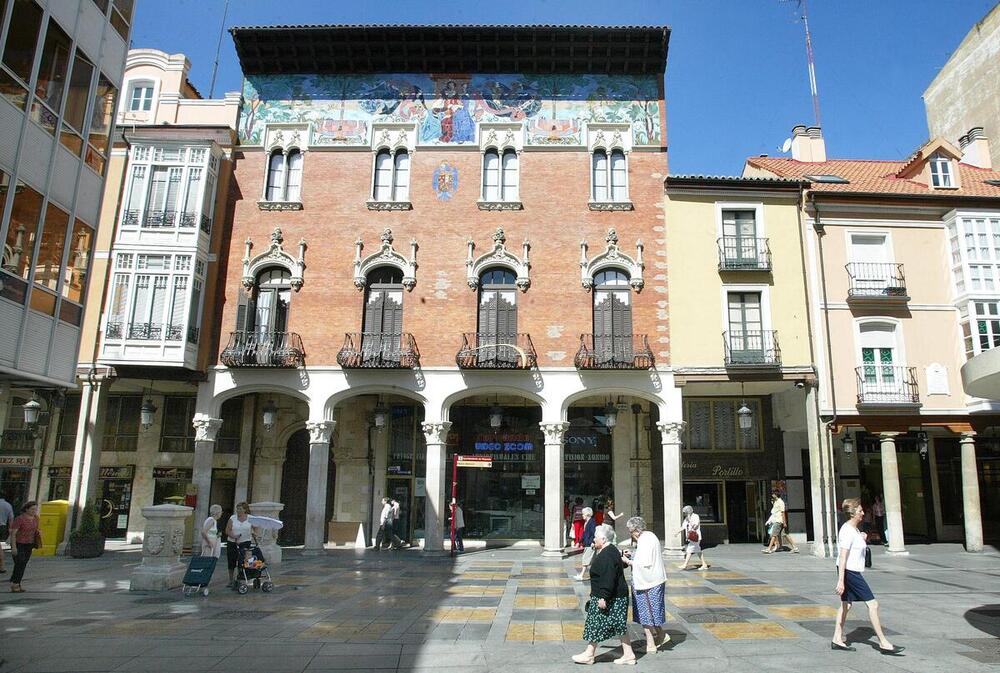 Ocho edificios municipales cerrados de gran valor