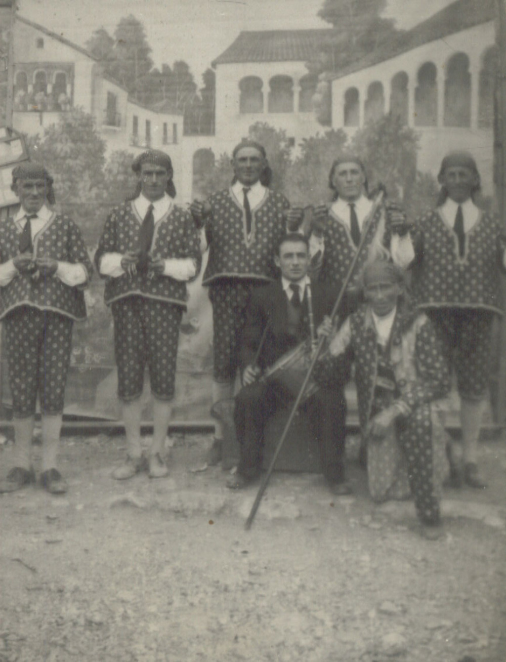 Danzantes de Villamediana.