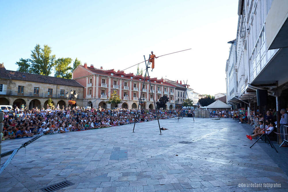 ARCA llena de espectáculos y marionetas en Aguilar