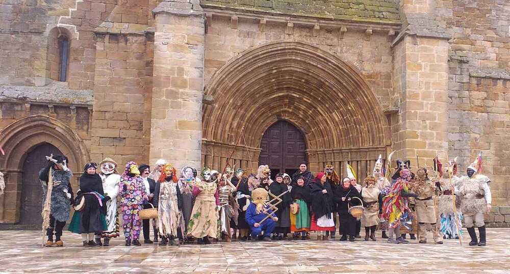 Zamarrones y mascaritos vuelven a la calle en Aguilar