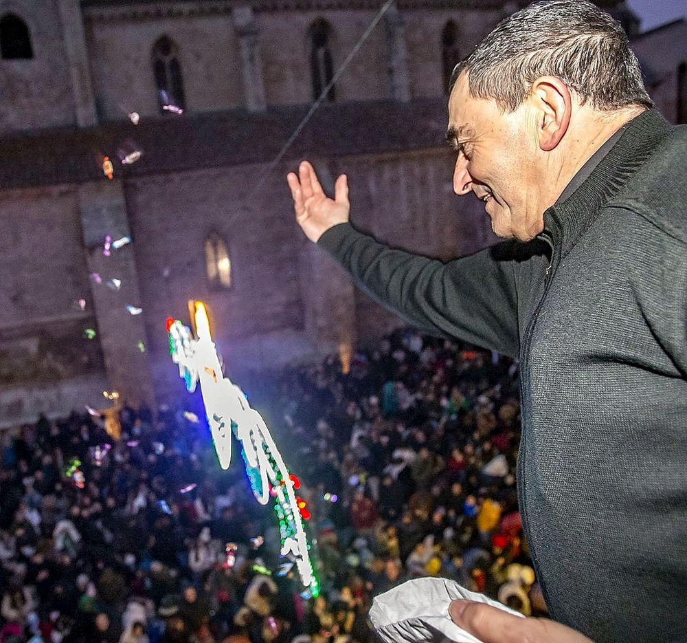 El Bautizo del Niño mezcla un año más devoción y tradición