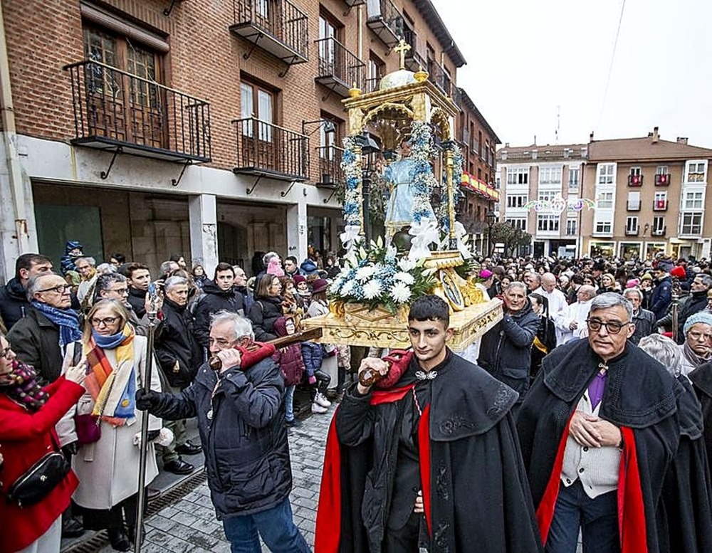 El Bautizo del Niño mezcla un año más devoción y tradición