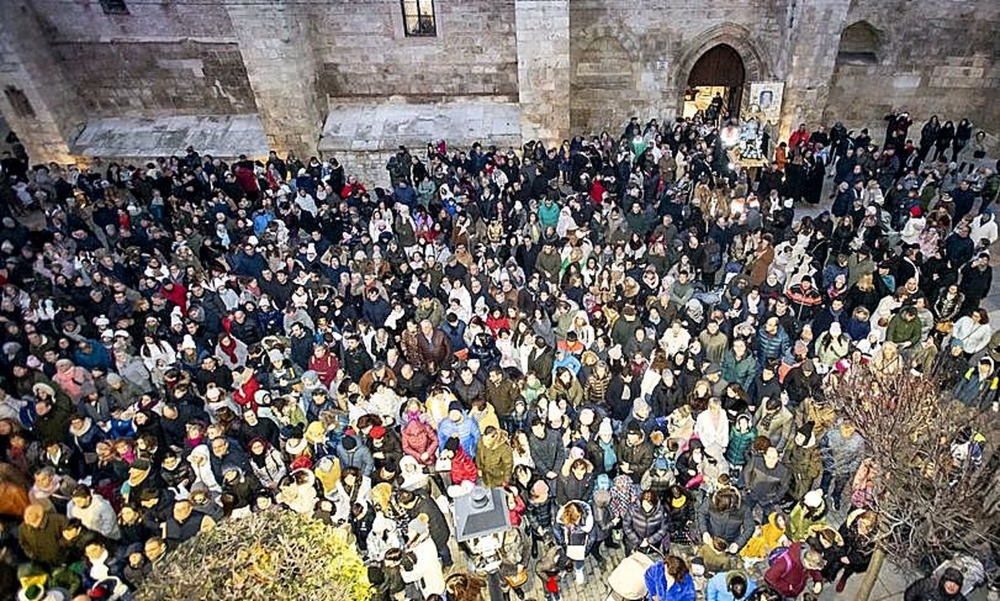 El Bautizo del Niño mezcla un año más devoción y tradición