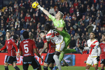 Guaita frena al Rayo y salva al Celta