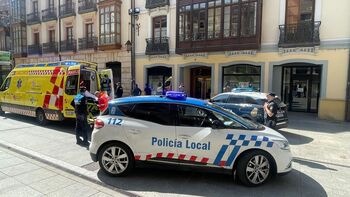 Herida una mujer por un arma blanca en calle Mayor, 8