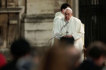 El Papa pide terminar la 