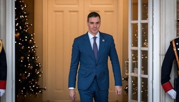 Sánchez resalta la complicidad entre el PP y los jueces