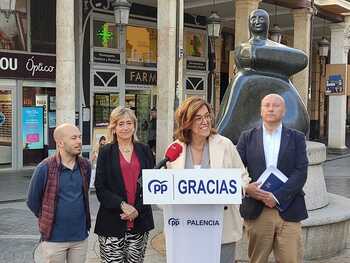 El PP aplaude las «9.000 razones» que les distancia del PSOE