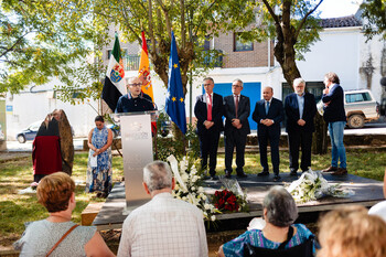 Homenaje al primer niño asesinado por ETA