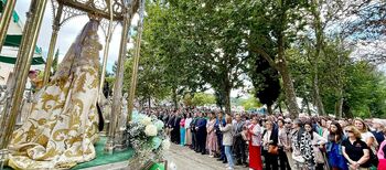 La Señora del Valle arropa con su manto la comarca