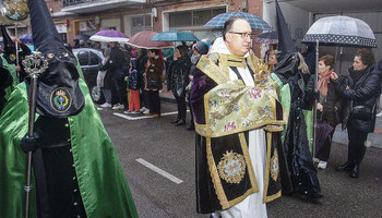 La lluvia suspende la procesión de la Oración en el Huerto