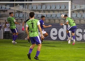 Una doble ley del ex decanta el derbi a favor del Becerril