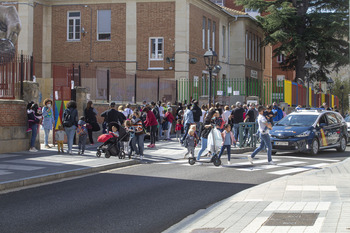 ElAyuntamiento abre la ZBE a los vehículos B y C