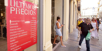 Las ventas en rebajas se estacan en el comercio