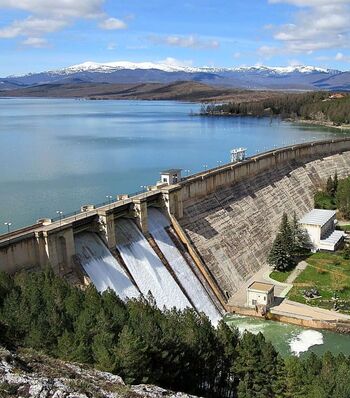 El embalse de Aguilar, un espacio de fácil acceso