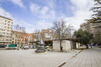 La alcaldesa defiende las obras en la cafetería del Salón