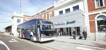 Herido un maquinista de Renfe por la caída de un árbol