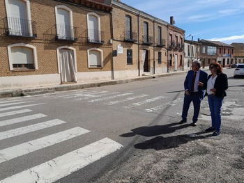 Villarramiel da prioridad al peatón en el casco urbano