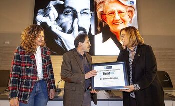 Benito Román recoge el Premio Piedad Isla con «orgullo»