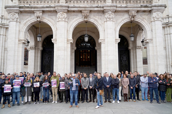 UGT y CCOO exigen 