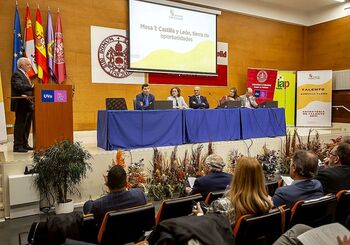 La Junta alude al sector agroalimentario para atraer talento