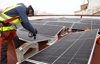 Ampudia bajará a la mitad la factura de la luz a los vecinos