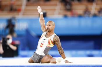 Ray Zapata se mete en la final de suelo con el equipo español