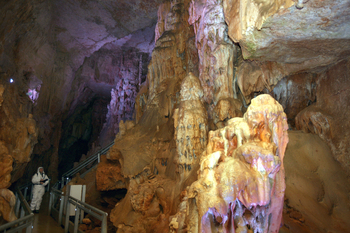 Cierra la Cueva de los Franceses para una mejora integral