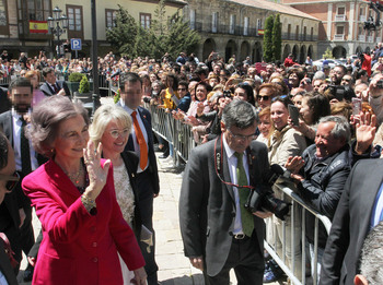 Doña Sofía también viaja a La Pernía y conocerá el gato montés