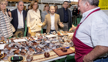 Feria Multisectorial de Villamuriel cierra con 8.5000 personas