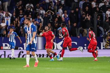 Lukébakio da los tres puntos al Sevilla