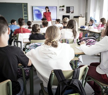 Los conflictos en las aulas llevan a atender a 6 docentes