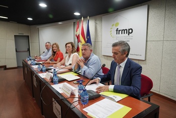 La falta de médicos enfrenta a PP y PSOE en la FRMP
