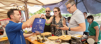 Frómista revalida el éxito de la Feria del Queso